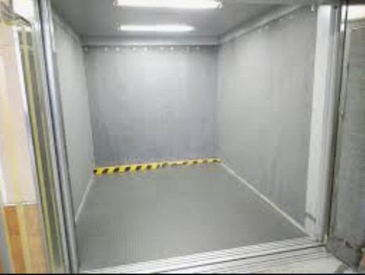ascenseur argenté automatique de la cargaison 30kw pour la taille adaptée aux besoins du client commerciale