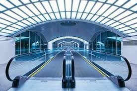 Le passage couvert mobile VVVF d'aéroport de 13 degrés a commandé l'escalator de supermarché